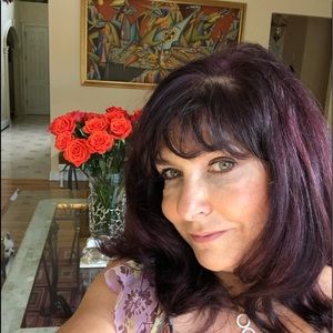 Meet your Posher, Marina